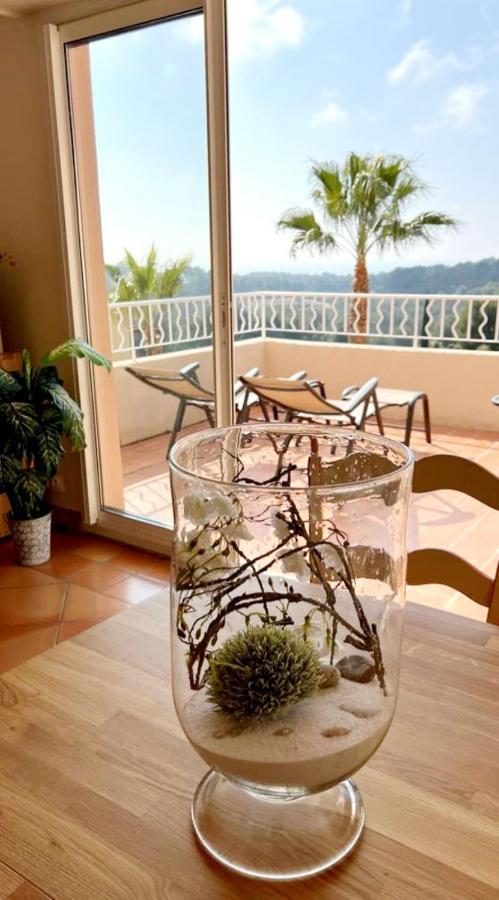 Hameau Des Amandiers Vue Mer - Piscine, Golf Et Tennis Prive Saint-Cyr-sur-Mer Bagian luar foto