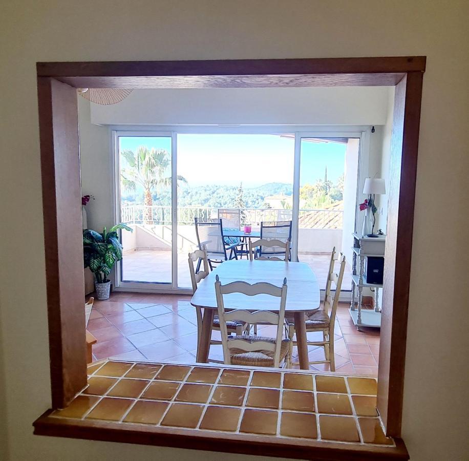 Hameau Des Amandiers Vue Mer - Piscine, Golf Et Tennis Prive Saint-Cyr-sur-Mer Bagian luar foto